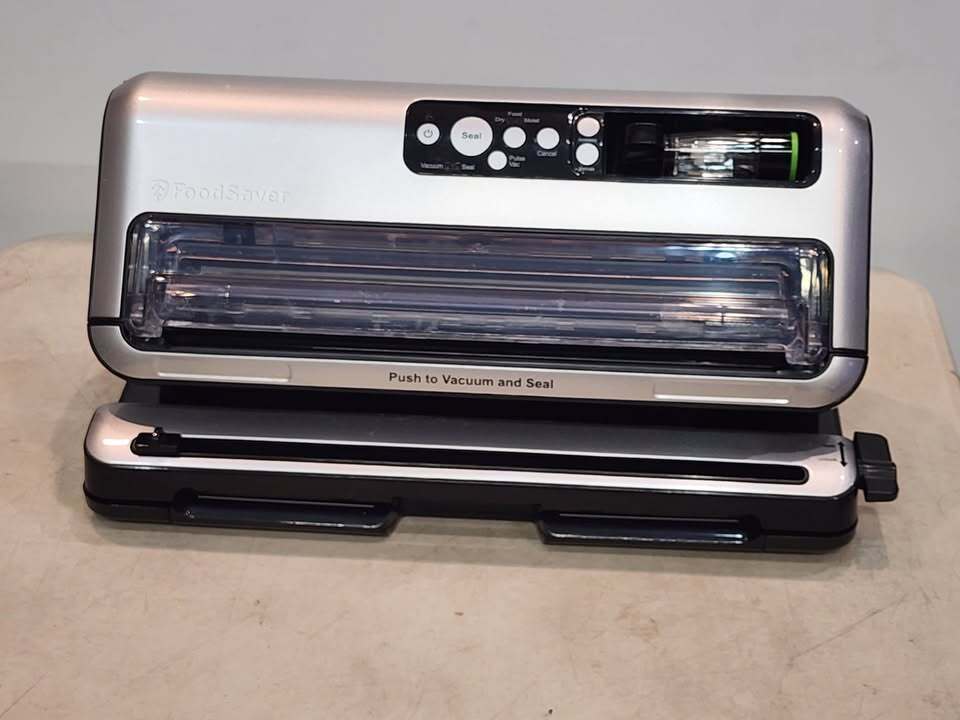 FoodSaver FM5480 2-in-1 Vacuum Sealer System