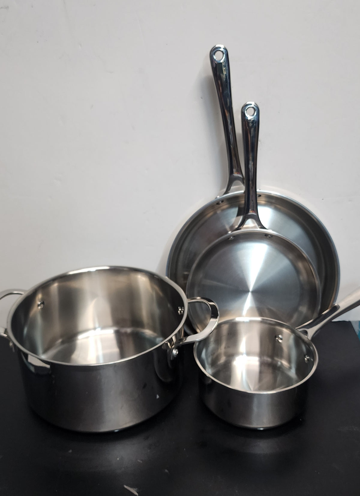 The Cellar Stainless Steel 4-Pc Cookware Set – Floor Display – Local Pickup