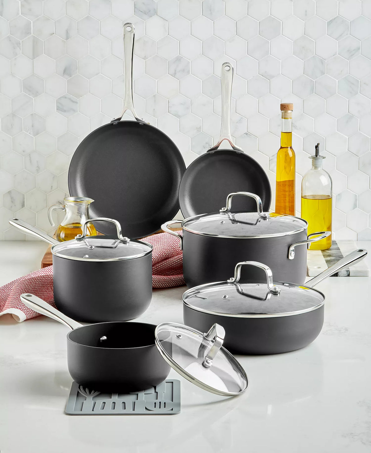 The Cellar 9-Pc Hard-Anodized Nonstick Cookware Set – Floor Display – Local Pickup