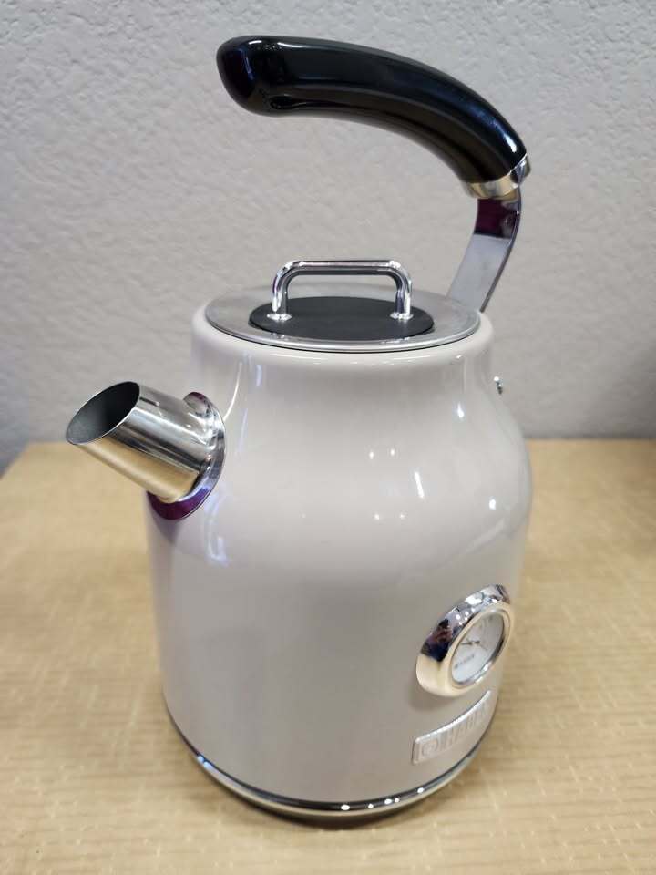 HADEN Dorset Retro Electric Tea Kettle – Beige