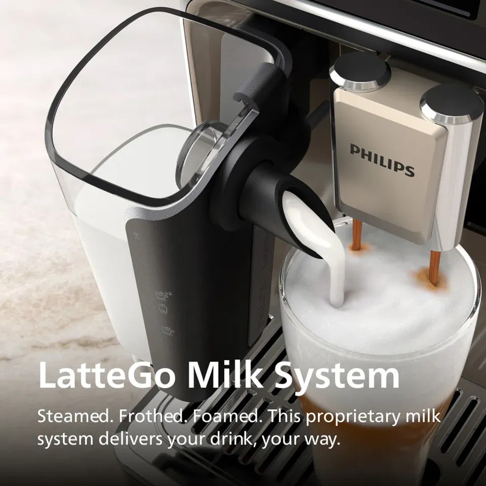 NEW Philips 5500 Fully Automatic Espresso Machine w/ LatteGo Milk System