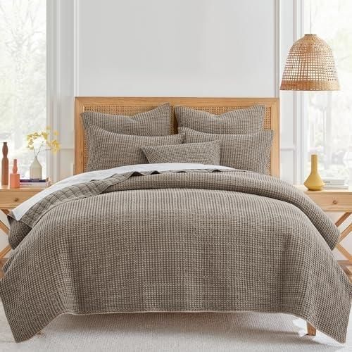 #1  Home Mills Waffle Quilt Set, Brown KING