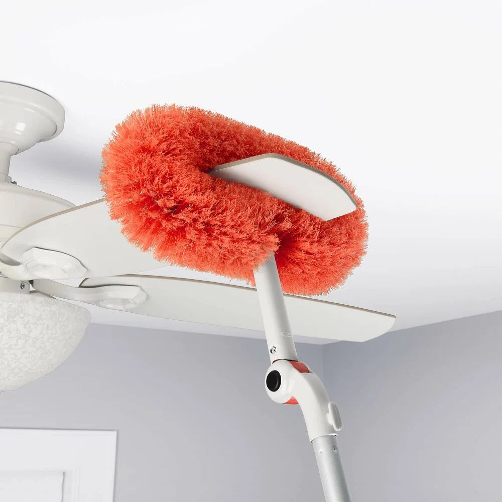 NEW OXO Good Grips Long Reach Dusting System – Extends to 8FT – 3 Heads