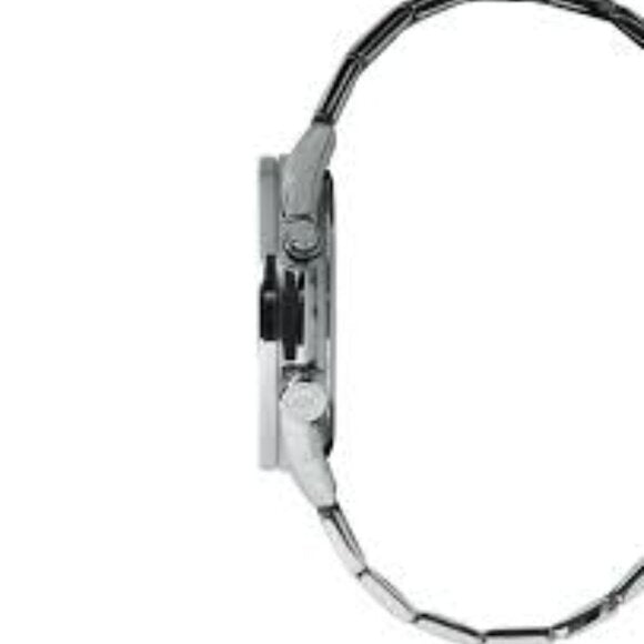 Casio Edifice Chronograph Watch – Carbon Fiber Dial – Retail $200 (No Box)